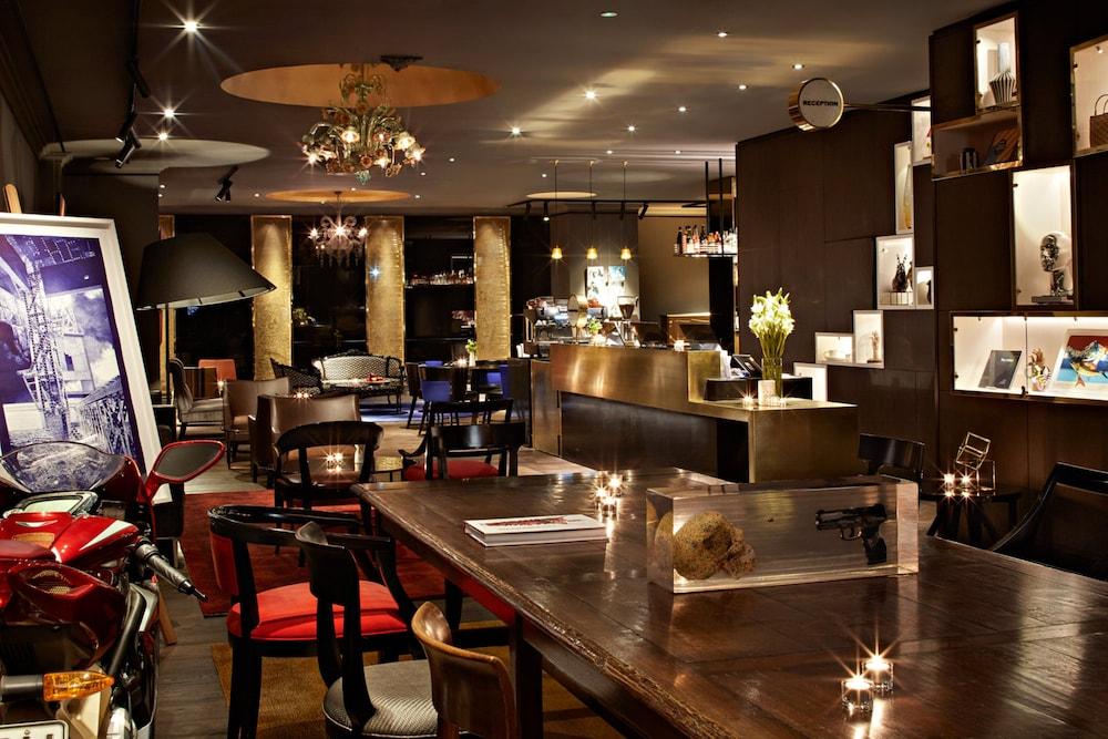 Museum Apartment Hotel, Independent Collection By Evt Wellington Exterior foto The interior of the bar